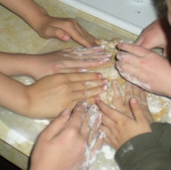 We use hands-on unit studies.