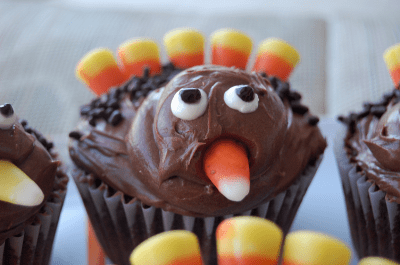 Cupcake turkeys