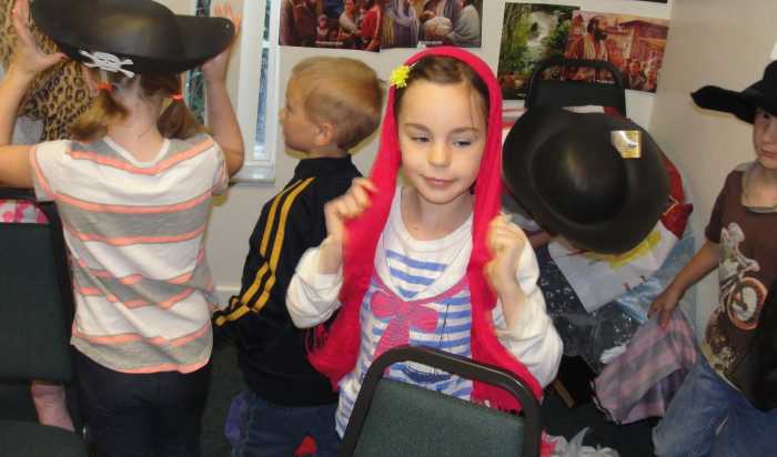 Dressing up to escape using the Underground Railroad