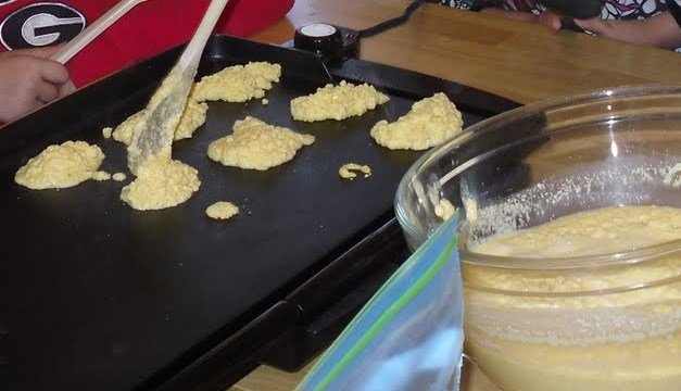 Making Nelly's Hoecakes