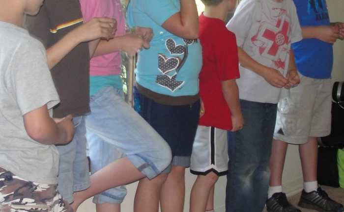 Pass the Electron Race