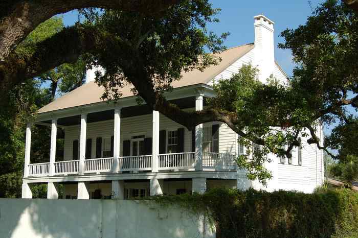 Tally-Ho Plantation House in Bayou Goula