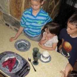 Learning mealtime manners