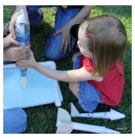 Designing and launching rockets from Lesson 6: The Cold War and Arms Race