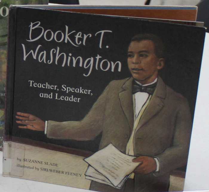 Booker T. Washington : Teacher, Speaker, and Leader by Suzanne Slade
