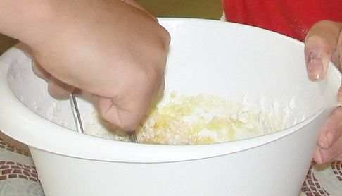 Making Shoo Fly Pie - Photo taken by Michelle Harrison, who participates in our class