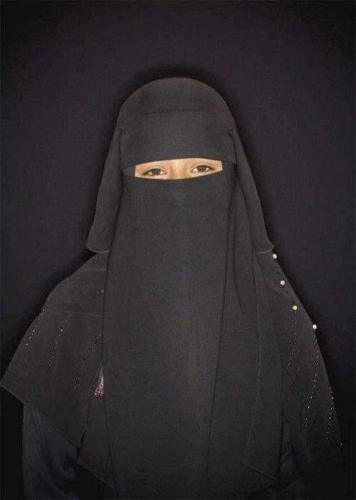 Clothing of a woman in a city