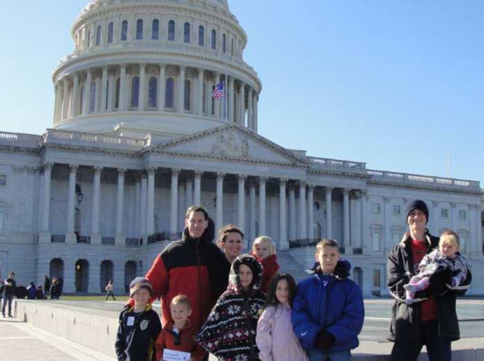 traveling-on-a-budget-with-kids