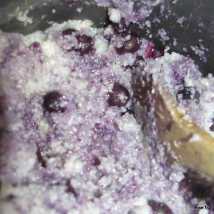 thanksgiving-feast-and-childrens-play