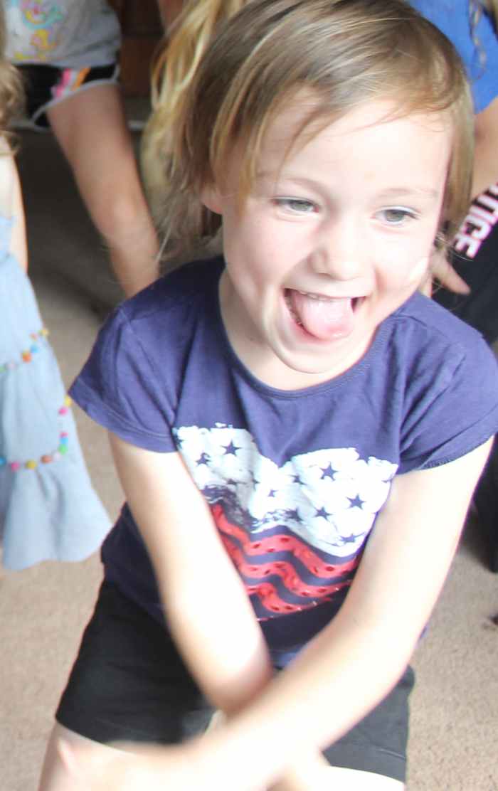 Learning the Charleston move Knocky Knees