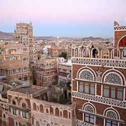 Image credit of Sana'a: http://www.ebusinessconsultant.co.uk/foreign-travel-advice/index.php?country=yemen