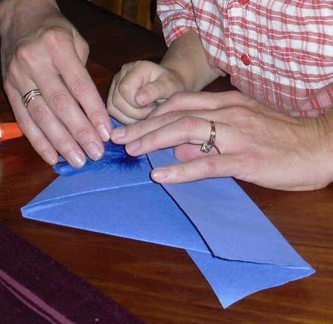 Folding the cavalier hat