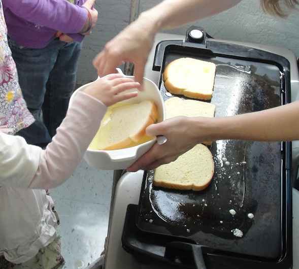 Making Smothered Bread