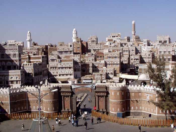 The wall surrounding the Old City of Sana'a image credit: https://www.flickr.com/photos/twiga_swala/2286823122