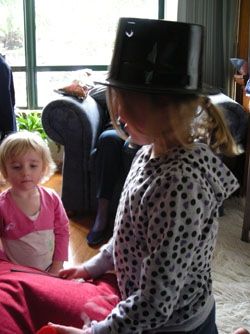 Image credit: http://www.kids-fun-and-games.com/magic-tricks-for-kids.html