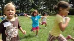 Image credit: http://parenting.daddyscrubs.com/activities/jump-ways-to-encourage-your-kids-to-exercise/