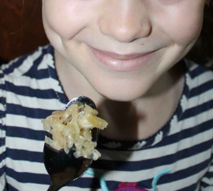 Tasting sauerkraut while learning about James Cook 