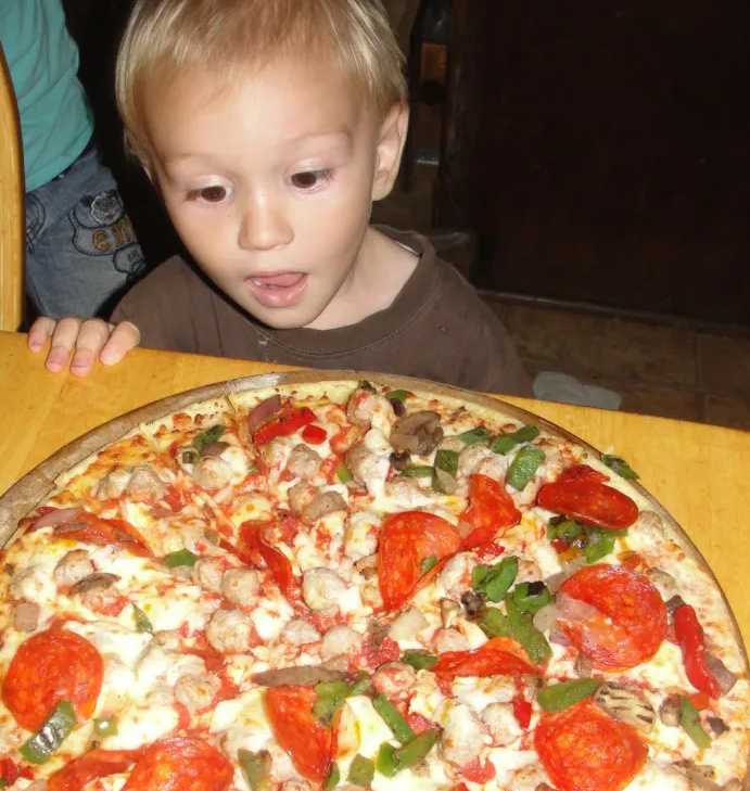 Five (or Six) Kingdom Supreme pizza