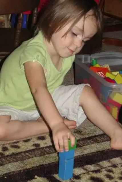 Playing with blocks and comparing them to treaties between countries was one of the activities we did this week while learning about World War I during our History Morning Basket & Activities time.