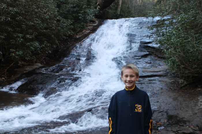 The lower waterfall at Helton Creek Falls