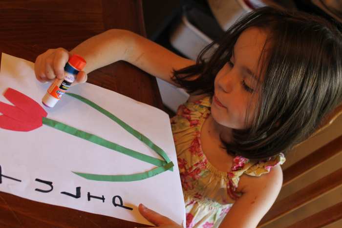 Tulip Craft for the younger children